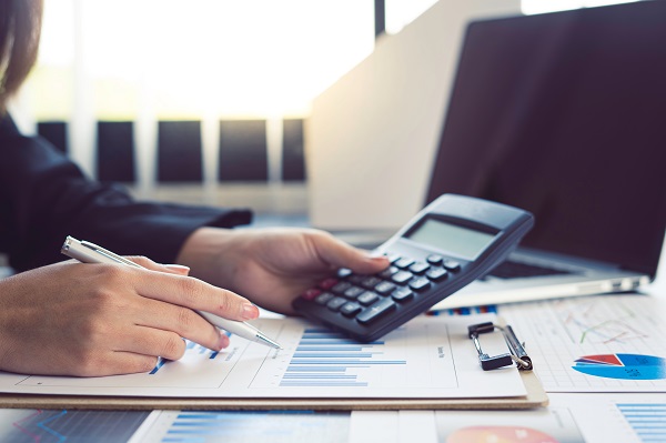 Close-up,Calculator,To,Calculate,The,Company's,Financial,Results,On,The